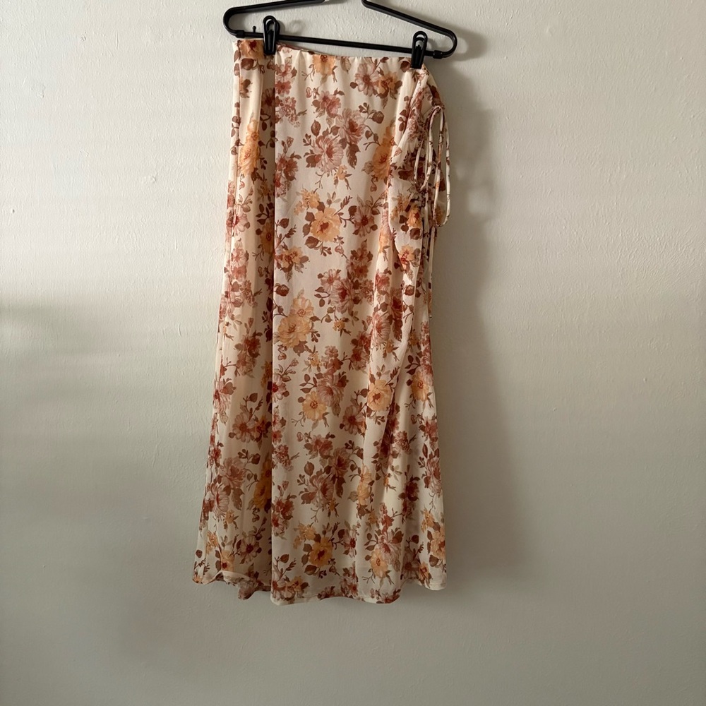 ARULA Cream Wrap Midi Skirt Resort Wear
